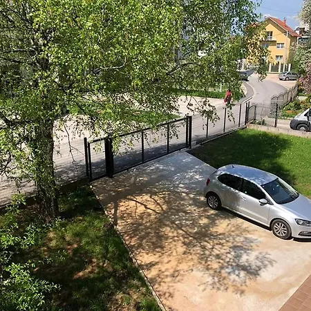Ilidza بيت للعطل *